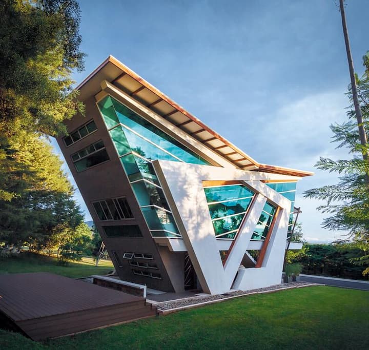 Design Vacation Rentals | Airbnb