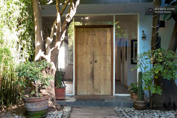 GREAT HOUSE IN S MIGUEL CHAPULTEPEC gallery image 3