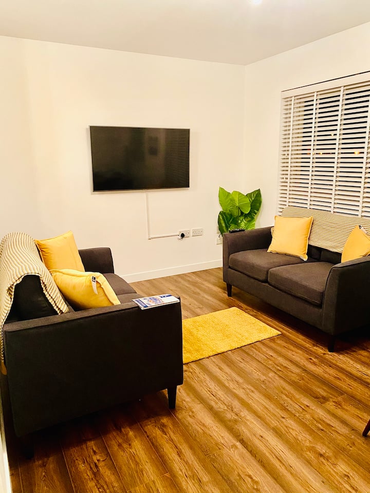 Fresh And Clean Apartment ---Stirling--- - Stirling