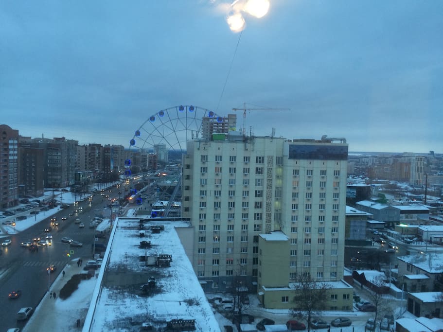 Вид из окна на улицу Менделеева