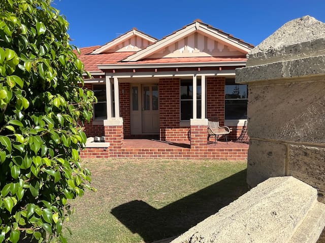 Mindarie Gardens gallery image 2