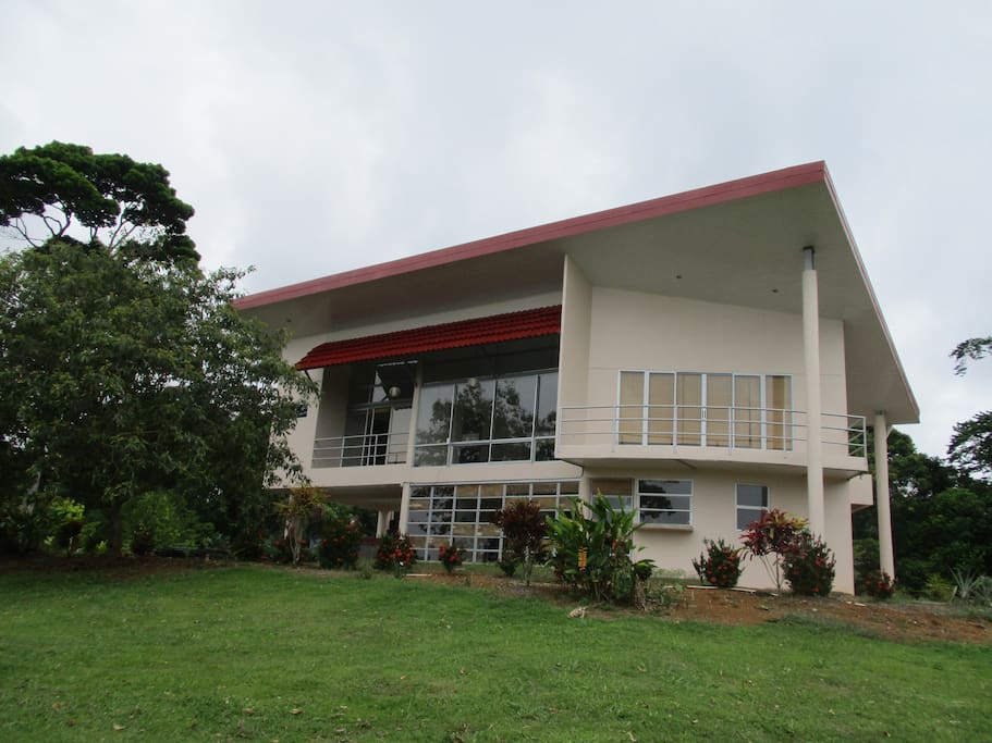 Another view of the house.