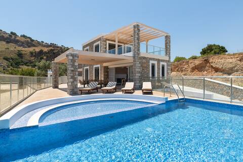 Two stone built villas for 8 pax with private pool