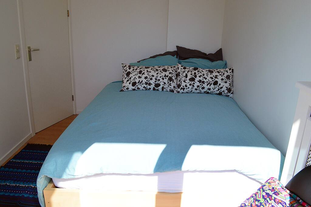 The matras is very comfortable & supportive