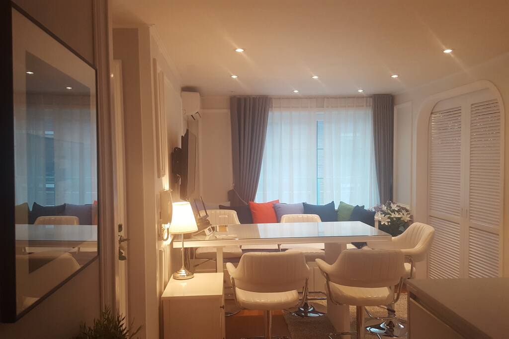 The house has a beautiful dining area in the living room.