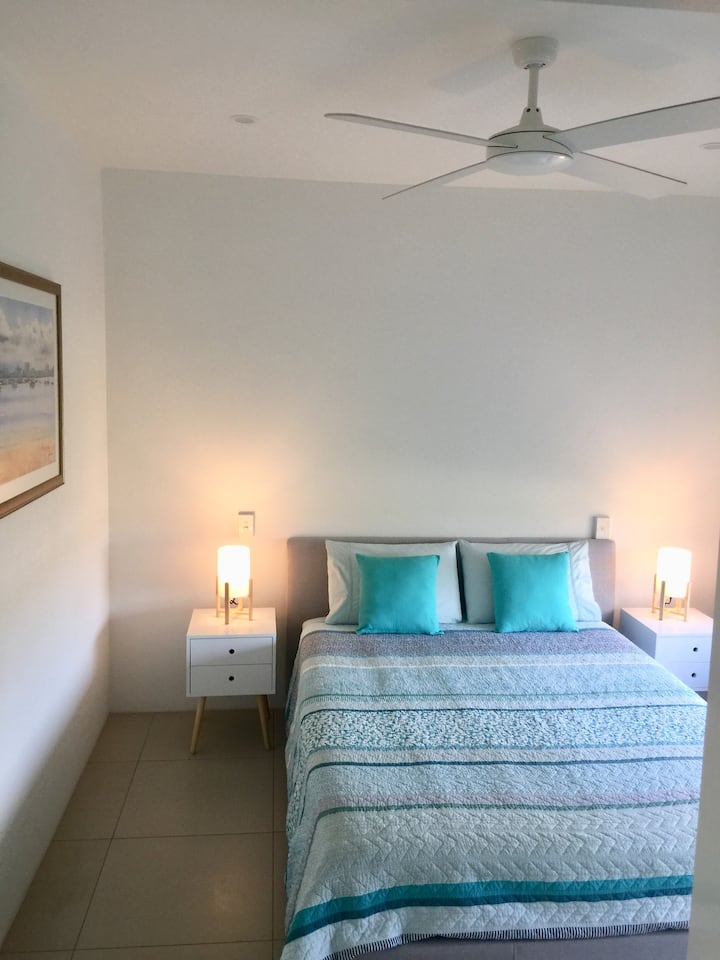 The bedroom which overlooks the Noosa river.