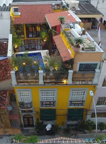 The Villa in Copacabana – 8 Bedrooms / POOL / CHEF gallery image 3