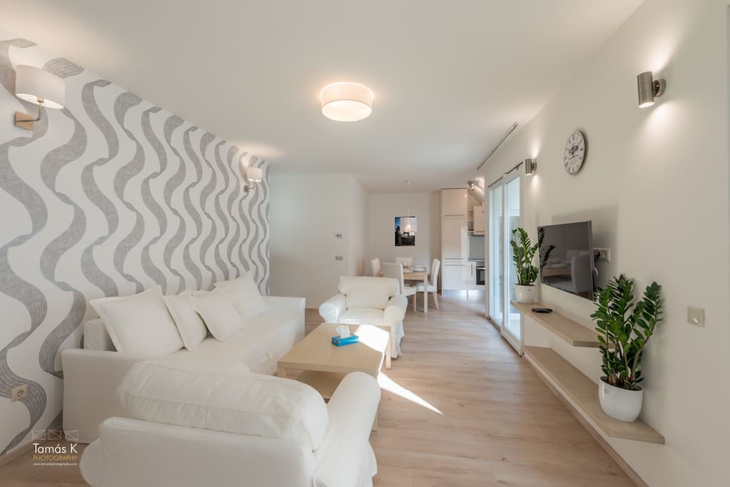 Spacious, open plan, luxury living