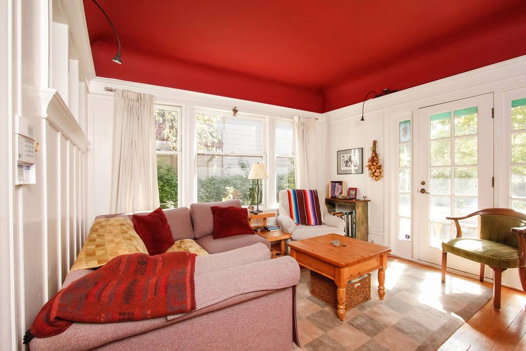 These rooms all have light on at least two sides.