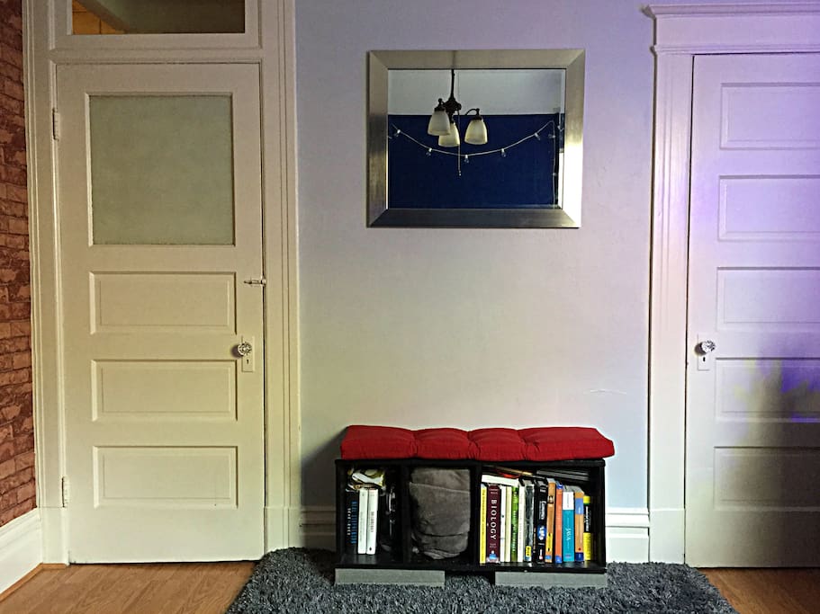 Room View 4: Bookshelf Seating Bench