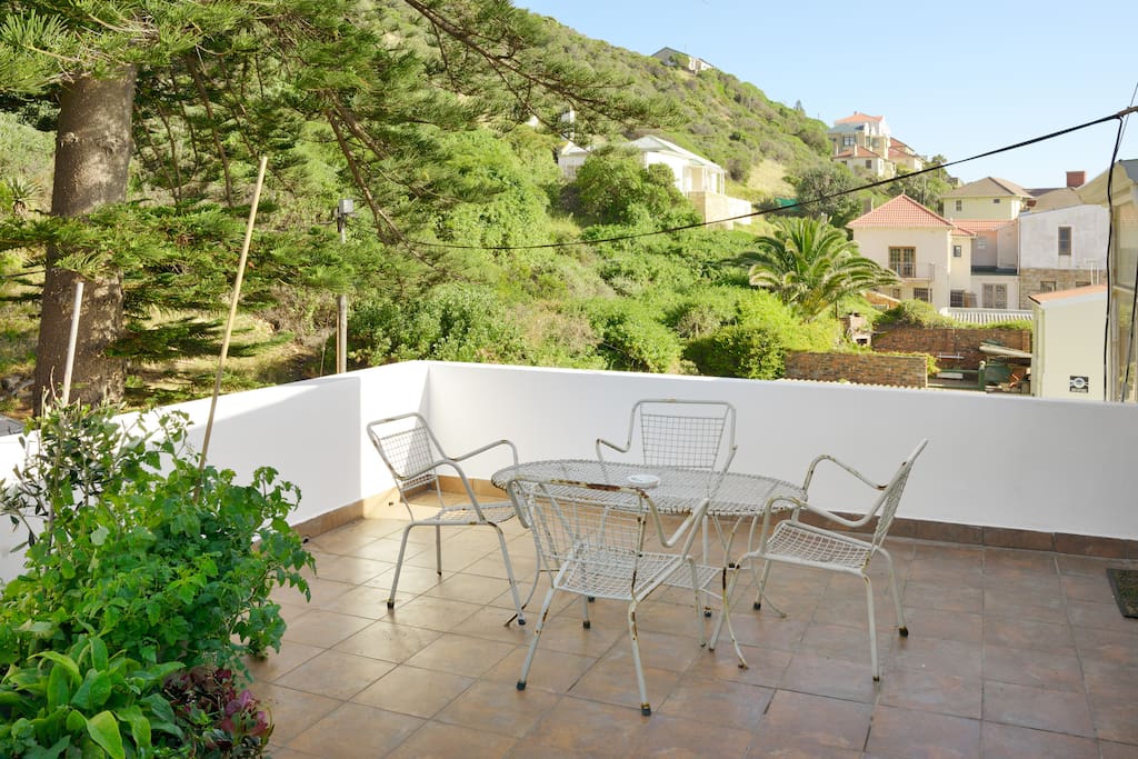 Garden table