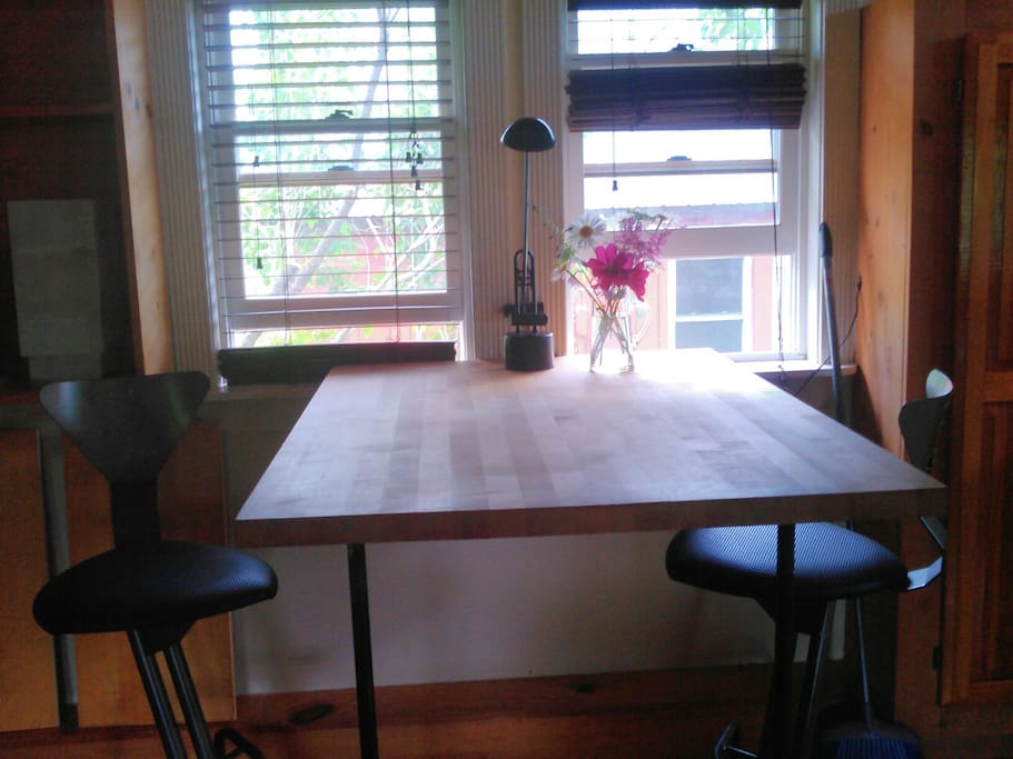 Table/workspace.
