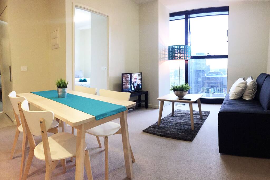 A dining area for 4.