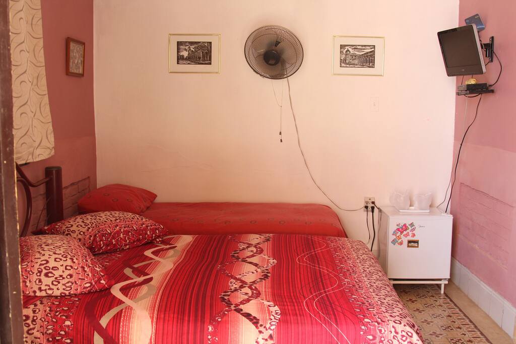 Habitacion para 3 huespedes.