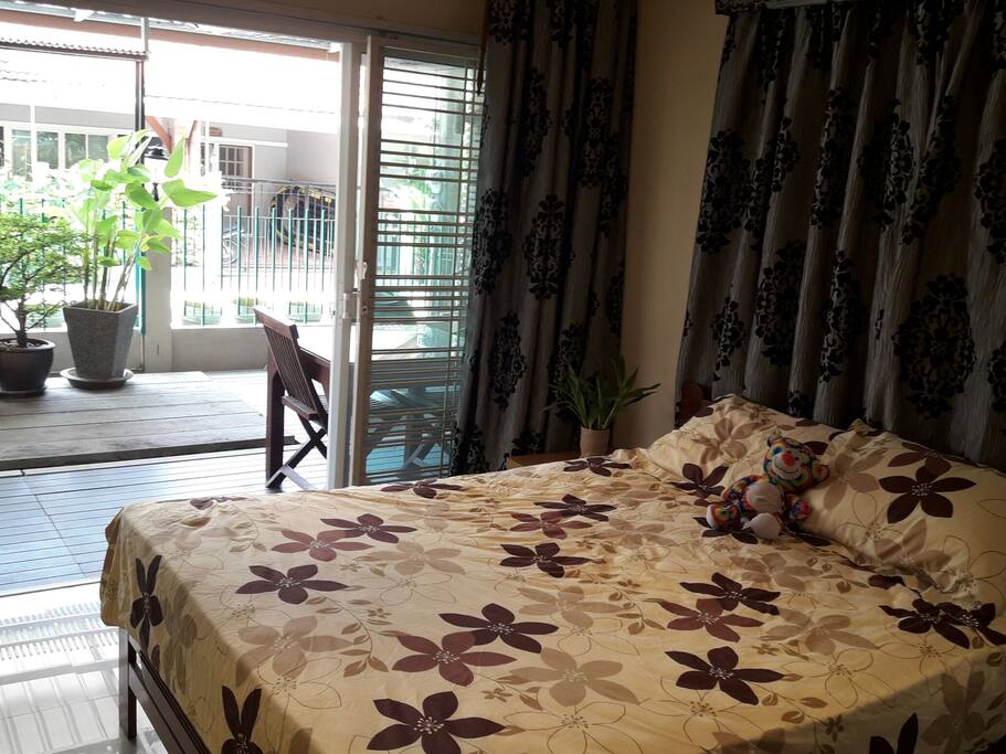 bedroom1