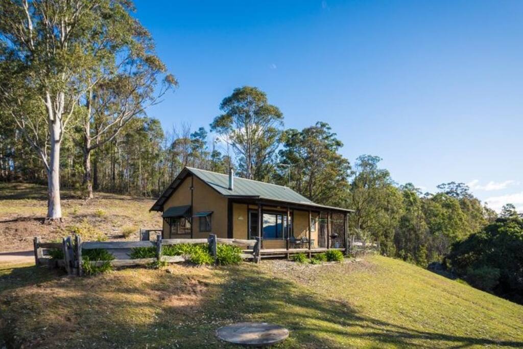 Mountain Cottage Bega Valley couples retreat Cottages for Rent in
