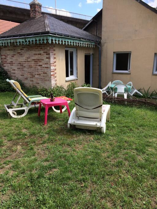 Détente dans le jardin