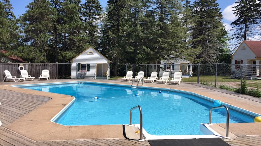 Green Gables Bungalow Court Cottages managed Airbnb listing 2