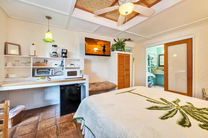 Hawaii Sheffield Studio