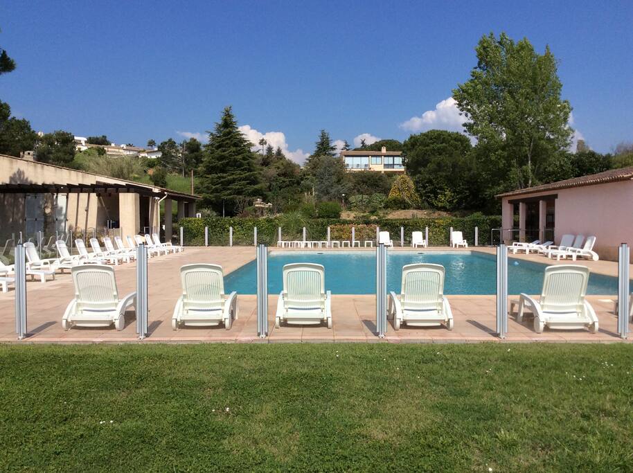 Piscine du domaine