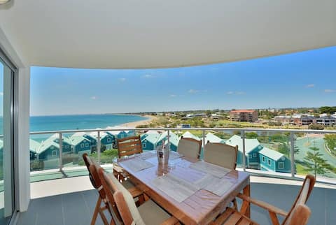 Successful Airbnb property: A406 Fantastic Ocean, Beach and Marina Views in Mandurah