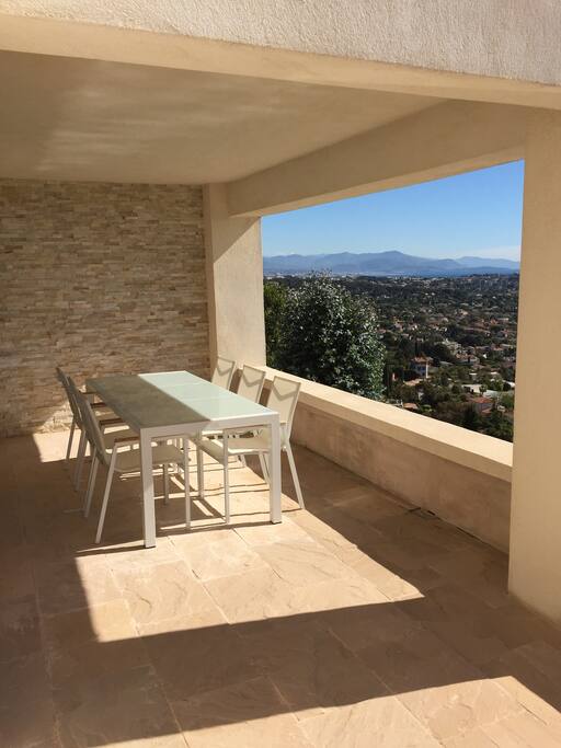 terrasse sud coin repas