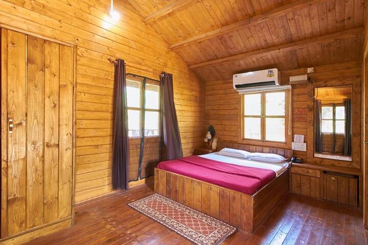 Russian Style Wooden Cottage in Dapoli