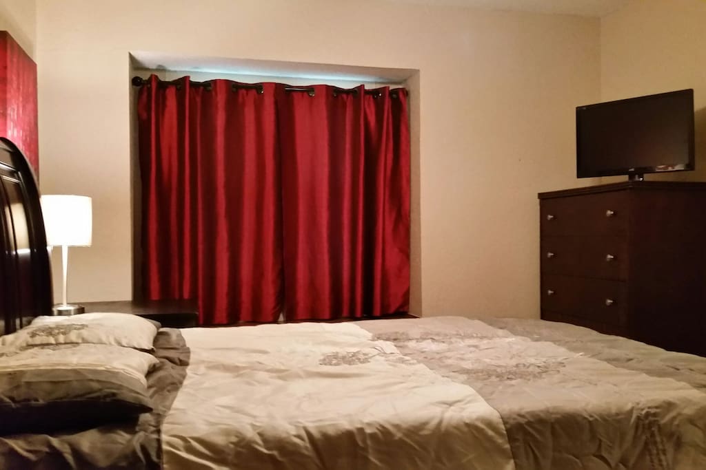 With a TV, includes chrome cast ( no cable )