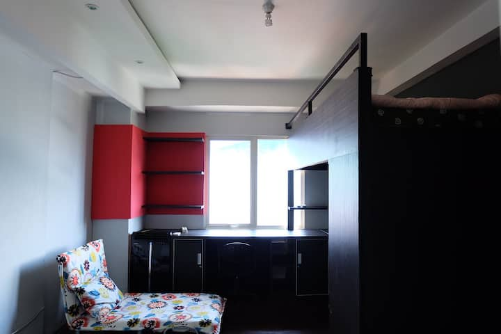 Pinewood Apartment (Jatinangor Town Square)