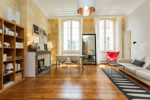 ❤ Our place in the heart of Chartrons (100m2) ❤