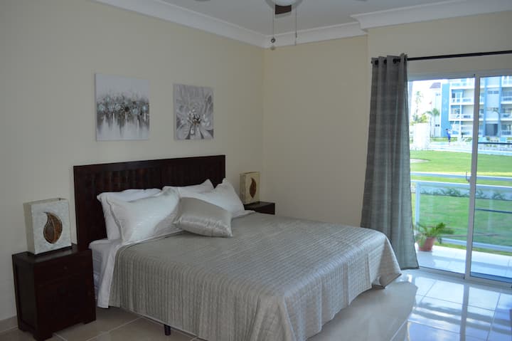 ห้องนอนใหญ่ (Master Bedroom)