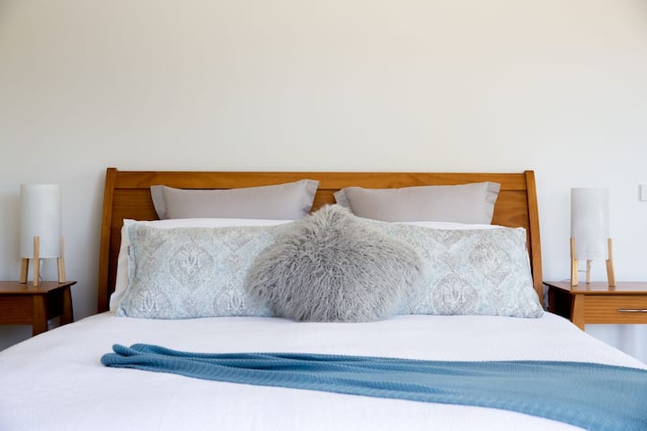 غرفة النوم الرئيسية