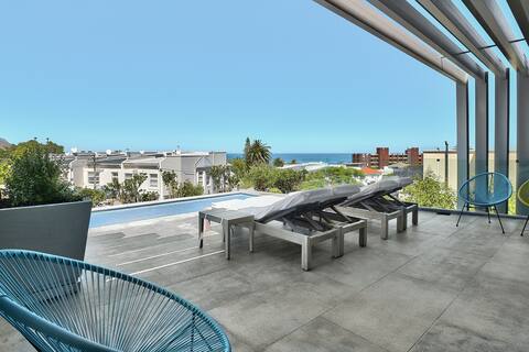 5 Bed Camps Bay Villa