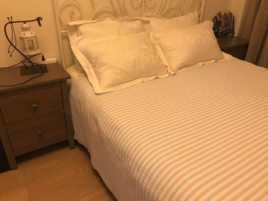 客卧室 guest room