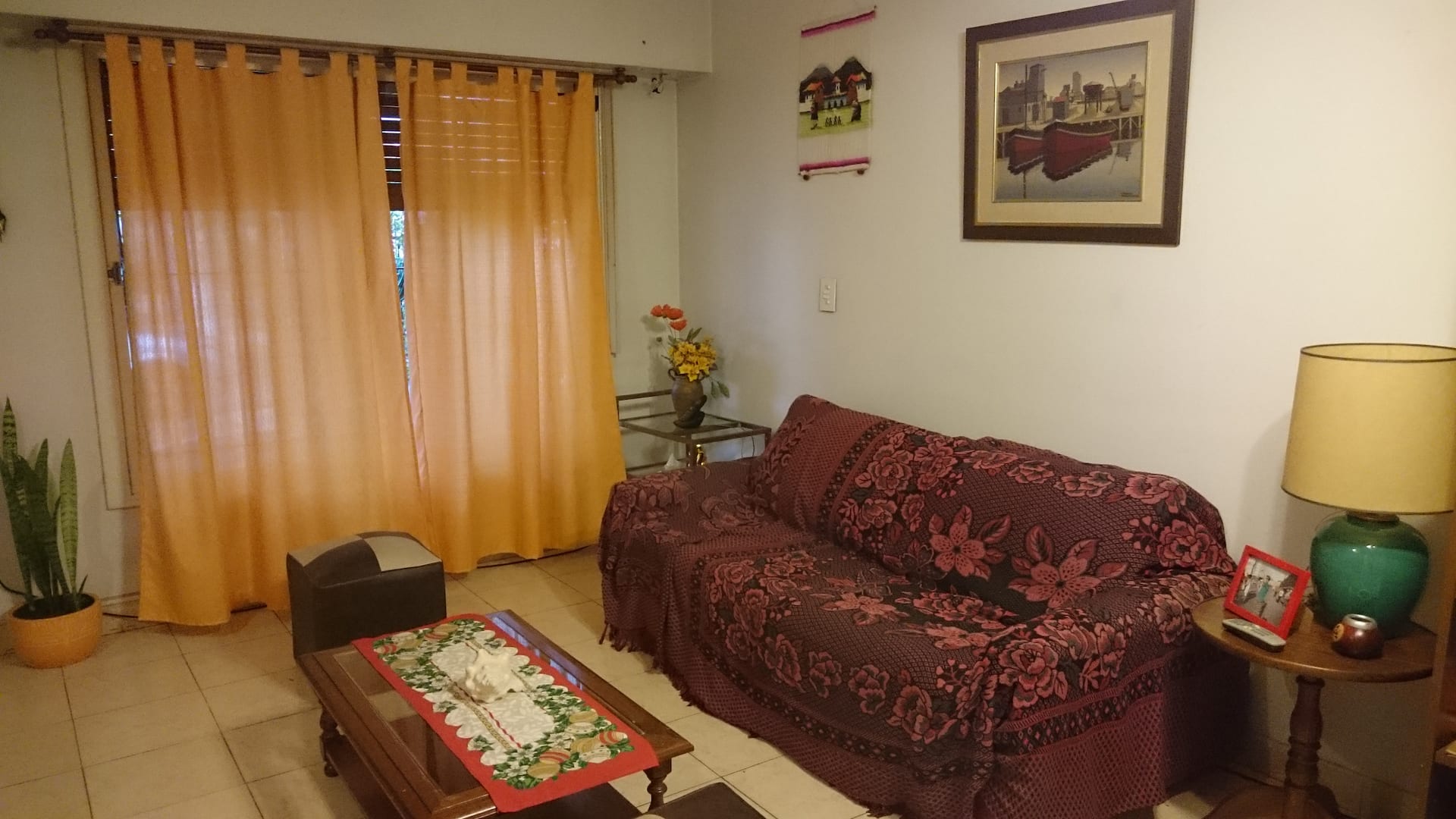 1-bedroom duplex room to share in Vicente López