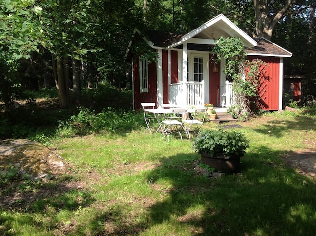 Archipelago hideout by the sea, Sustainable living