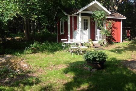 Archipelago hideout by the sea, Sustainable living