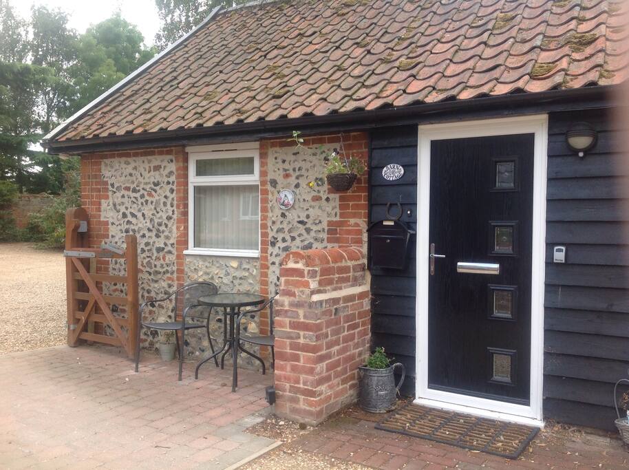 Entrance to Barn Cottage