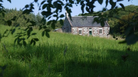 Beautiful secluded cottage for a romantic break