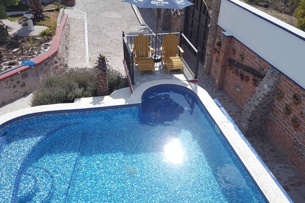Area comun: Alberca con jacuzzi