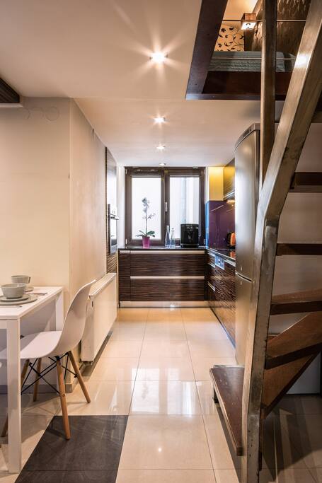 Dining room/kitchen