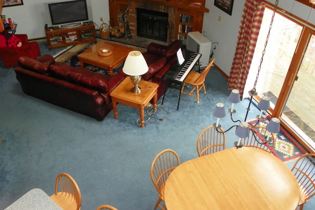 Summer Holiday time in RiverFront Condo Lincoln NH