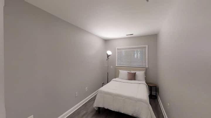 2. spavaća soba - bračni krevet