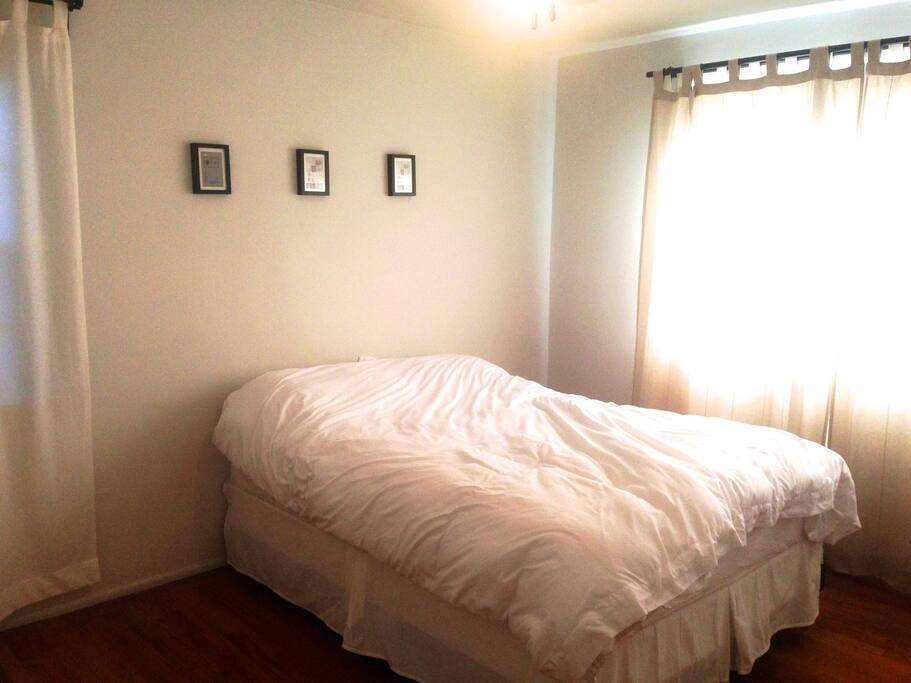 Bed room