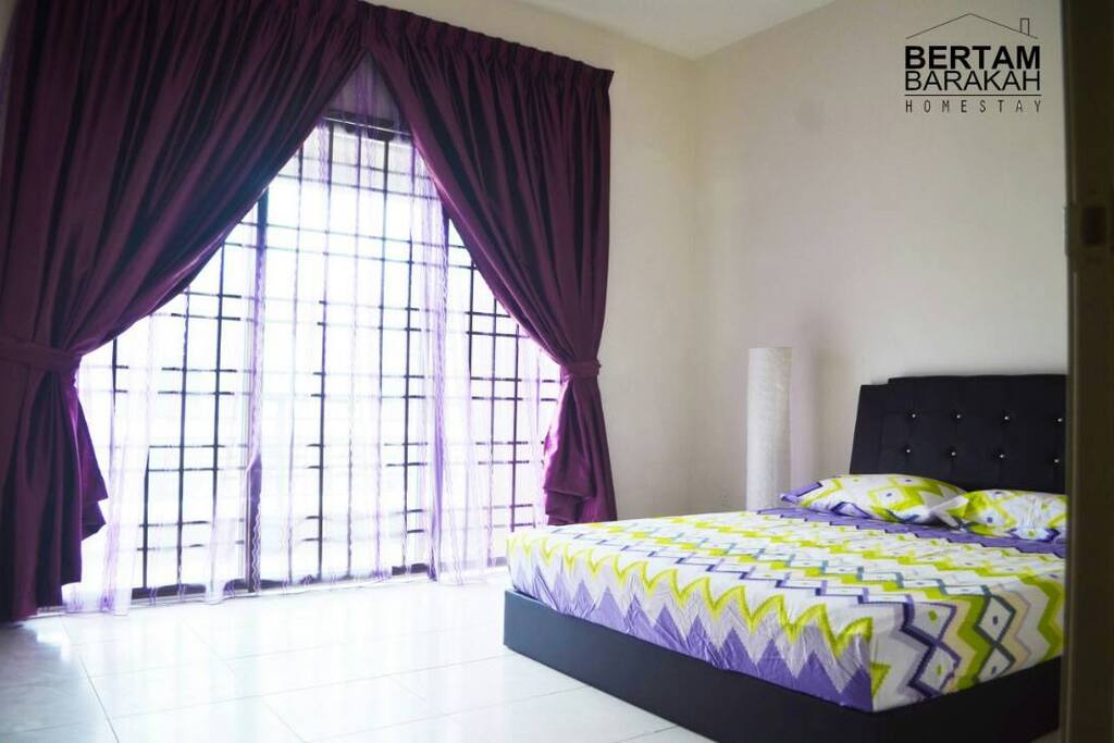 First bedroom (Master Bedroom)