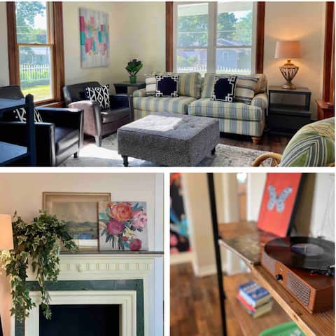 Charm + Walkability! Key Lime House Harbor Country
