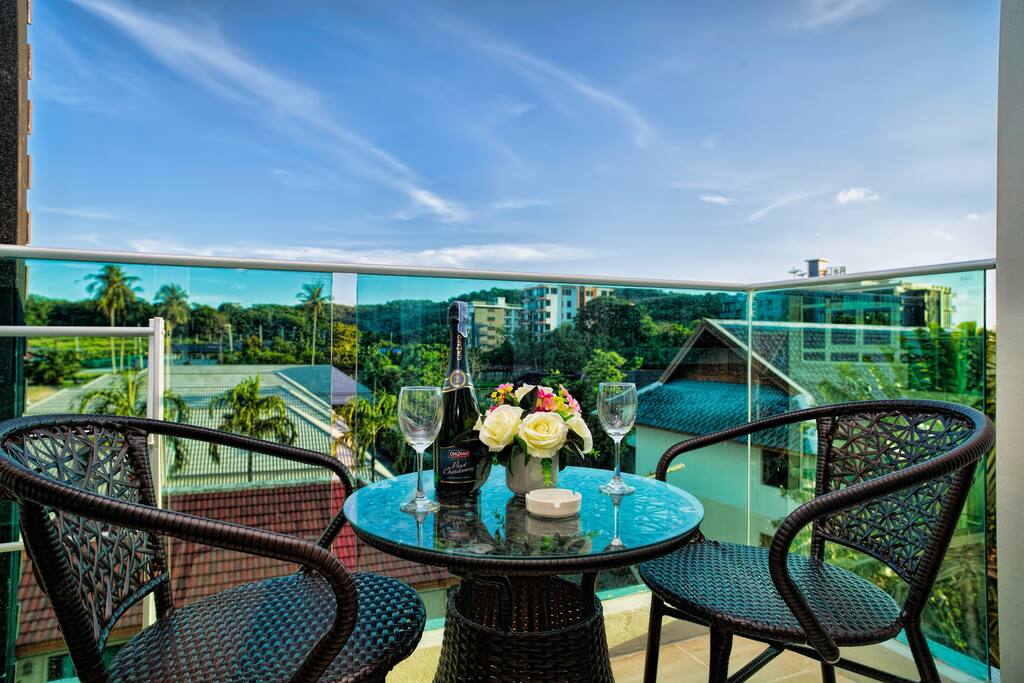 Let this amazing apartment be your home in Phuket!