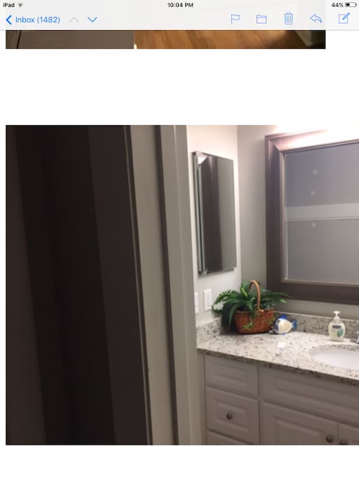 Bathroom sink