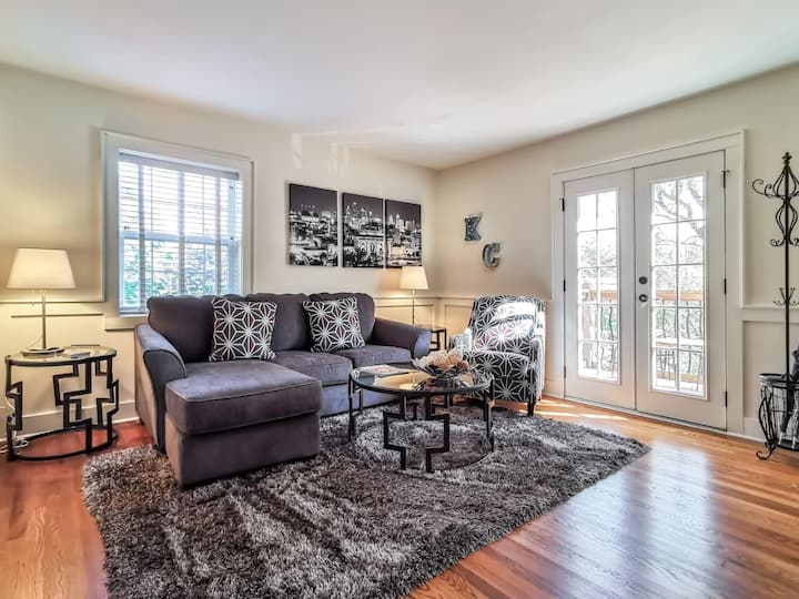 Kansas City Vacation Rentals House and Condominium Rentals Airbnb