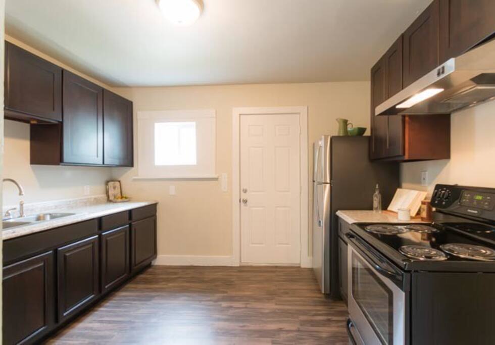 Kitchen with Side Entrance